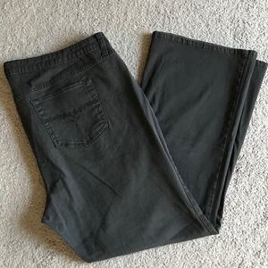 L.E.I. Stretch Black Khakis Pants - Size 20